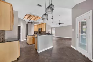 8301 Martha Ln, Rowlett, TX 75088 - Photo 10
