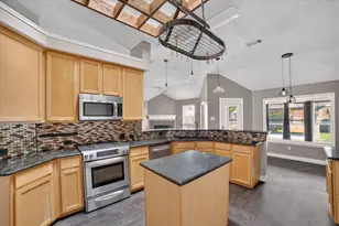 8301 Martha Ln, Rowlett, TX 75088 - Photo 14