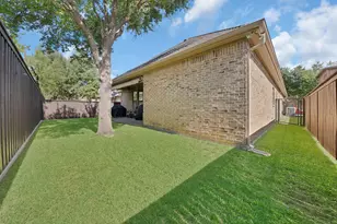 1408 St Tropez Ln, Arlington, TX 76013 - Photo 36