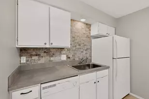 820 Ash St, Burleson, TX 76028 - Photo 16