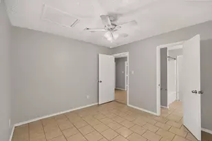 820 Ash St, Burleson, TX 76028 - Photo 28