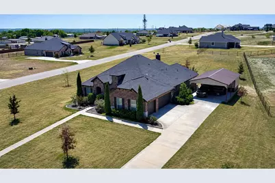 1021 Flagstone Drive, Weatherford, TX 76085 - Photo 2