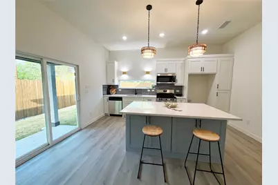 1802 Division Street, Commerce, TX 75428 - Photo 8