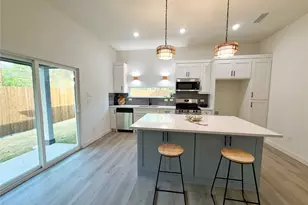 1802 Division St, Commerce, TX 75428 - Photo 8