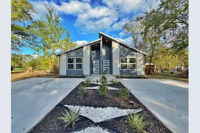 1802 Division Street, Commerce, TX 75428 - Photo 2