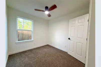 1802 Division Street, Commerce, TX 75428 - Photo 16