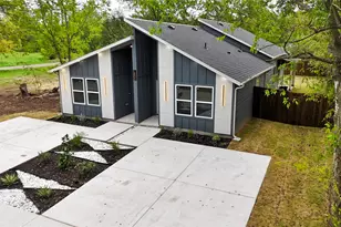 1802 Division St, Commerce, TX 75428 - Photo 4