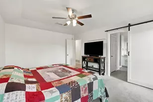228 Meadowhill Dr, Benbrook, TX 76126 - Photo 16