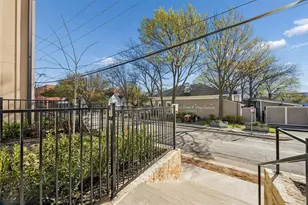 122 S Church St, McKinney, TX 75069 - Photo 4