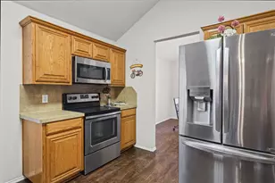 301 Wintergreen Ct, Weatherford, TX 76085 - Photo 8