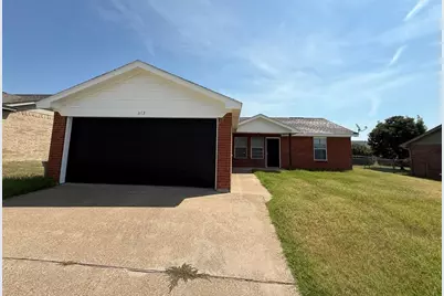 313 Kathy Lane, Granbury, TX 76049 - Photo 1