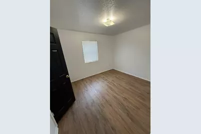 313 Kathy Lane, Granbury, TX 76049 - Photo 2