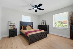 3049 Latham Dr, Dallas, TX 75229 - Photo 16