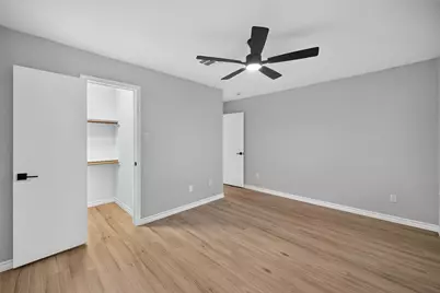 2440 Ranchview Drive, Grand Prairie, TX 75052 - Photo 20