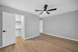2440 Ranchview Dr, Grand Prairie, TX 75052 - Photo 20