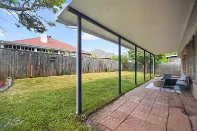 2440 Ranchview Drive, Grand Prairie, TX 75052 - Photo 28
