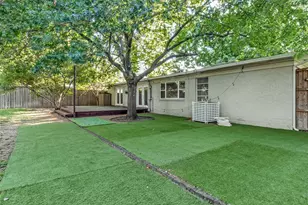 9711 E Lake Highlands Dr, Dallas, TX 75218 - Photo 22