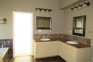 39220 Shadow Ridge Dr, Whitney, TX 76692 - Photo 8