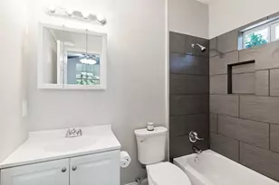 915 Cameron Ave, Dallas, TX 75223 - Photo 6