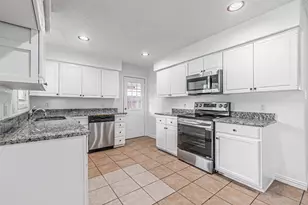 2510 Bluffton Dr, Dallas, TX 75228 - Photo 10