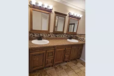 1088 Magnolia Lane, Cedar Hill, TX 75104 - Photo 2