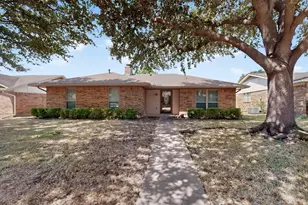 2009 Glencrest Ln, Garland, TX 75040 - Photo 2