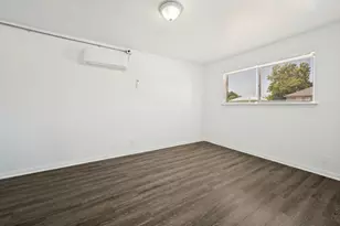 2701 Hemphill St, Fort Worth, TX 76110 - Photo 6