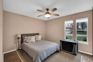 605 Steeplechase Dr, Bedford, TX 76021 - Photo 6