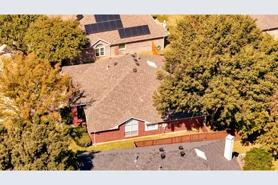 10112 Norman Court, Irving, TX 75063 - Photo 34