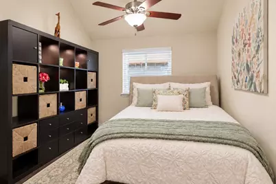 10112 Norman Court, Irving, TX 75063 - Photo 16