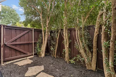 8920 White Pine Lane, Dallas, TX 75238 - Photo 26