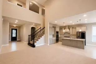 2818 Twin Ridge Dr, Arlington, TX 76001 - Photo 4