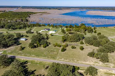 410 Shoreline Drive, Dodd City, TX 75438 - Photo 12