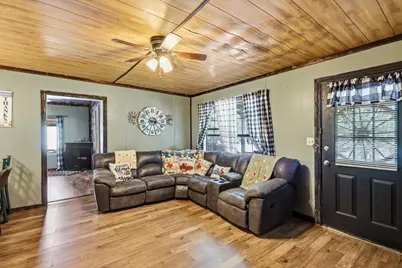 604 E South Street, Whitesboro, TX 76273 - Photo 10