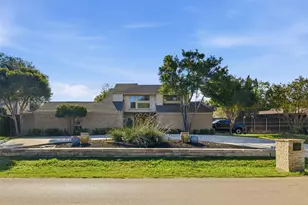 13408 Peyton Dr, Dallas, TX 75240 - Photo 2