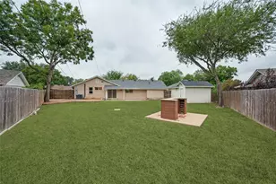 3706 Windsor St, Irving, TX 75062 - Photo 24