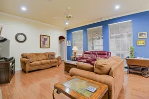 5024 Southpoint Dr, Arlington, TX 76017 - Photo 10