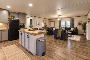 688 Vz County Road 4910, Ben Wheeler, TX 75754 - Photo 4