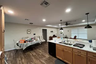 200 S Ross Ave, Mexia, TX 76667 - Photo 6