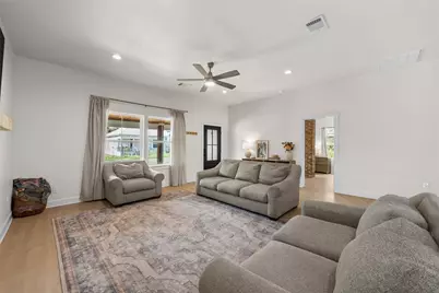 801 N 14th Street, Waco, TX 76707 - Photo 6