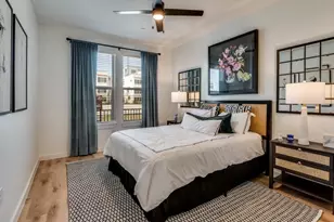 2016 S Ervay St, Dallas, TX 75215 - Photo 2