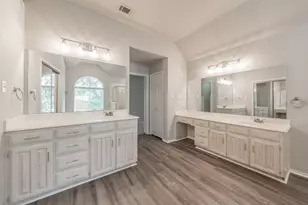 1803 Haydenbend Cir, Grapevine, TX 76051 - Photo 18