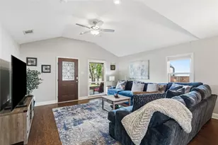 3717 Cortez Dr, Dallas, TX 75220 - Photo 6