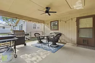 609 W Kilpatrick Ave, Cleburne, TX 76033 - Photo 16