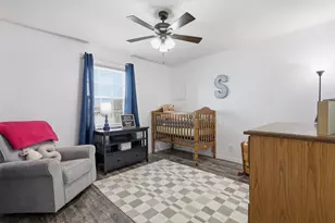609 W Kilpatrick Ave, Cleburne, TX 76033 - Photo 14