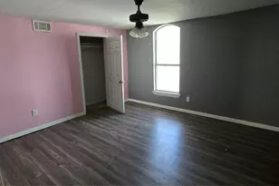 517 Clark St, Garland, TX 75040 - Photo 6