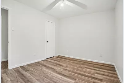 8608 Elderberry Court, Dallas, TX 75249 - Photo 32