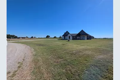 2124 Sundance Rd Road, Whitesboro, TX 76273 - Photo 4
