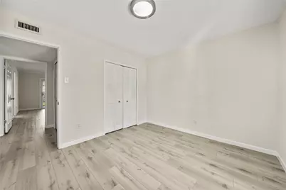 310 Glendale Drive, Grand Prairie, TX 75052 - Photo 26
