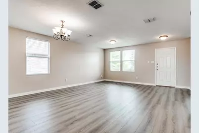 1053 Cavern Drive, Mesquite, TX 75181 - Photo 4